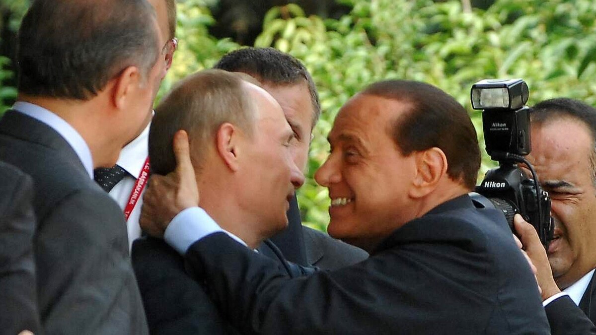Сильвио Берлускони и Путин